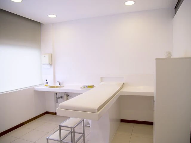 제주 서귀포시 중문동 아이세라피 — 마사지 관리를 받는 장면